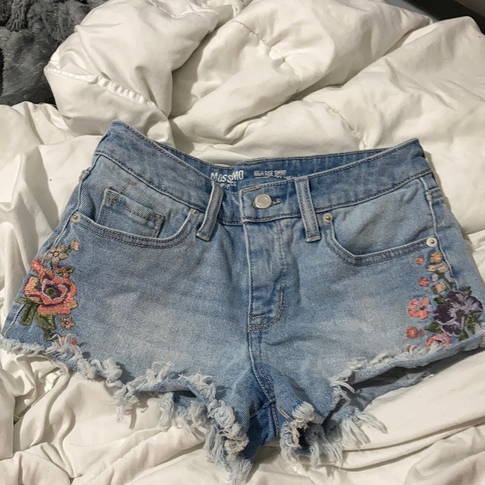 Mossimo Floral high rise jean shorts size 0